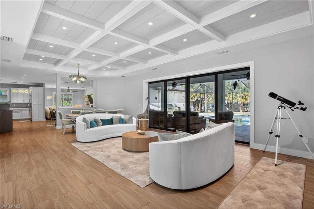 5577 Lancewood WAY