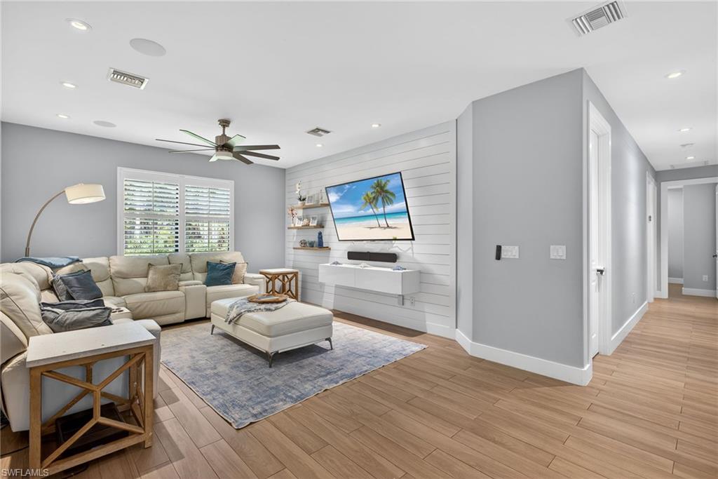 5577 Lancewood WAY
