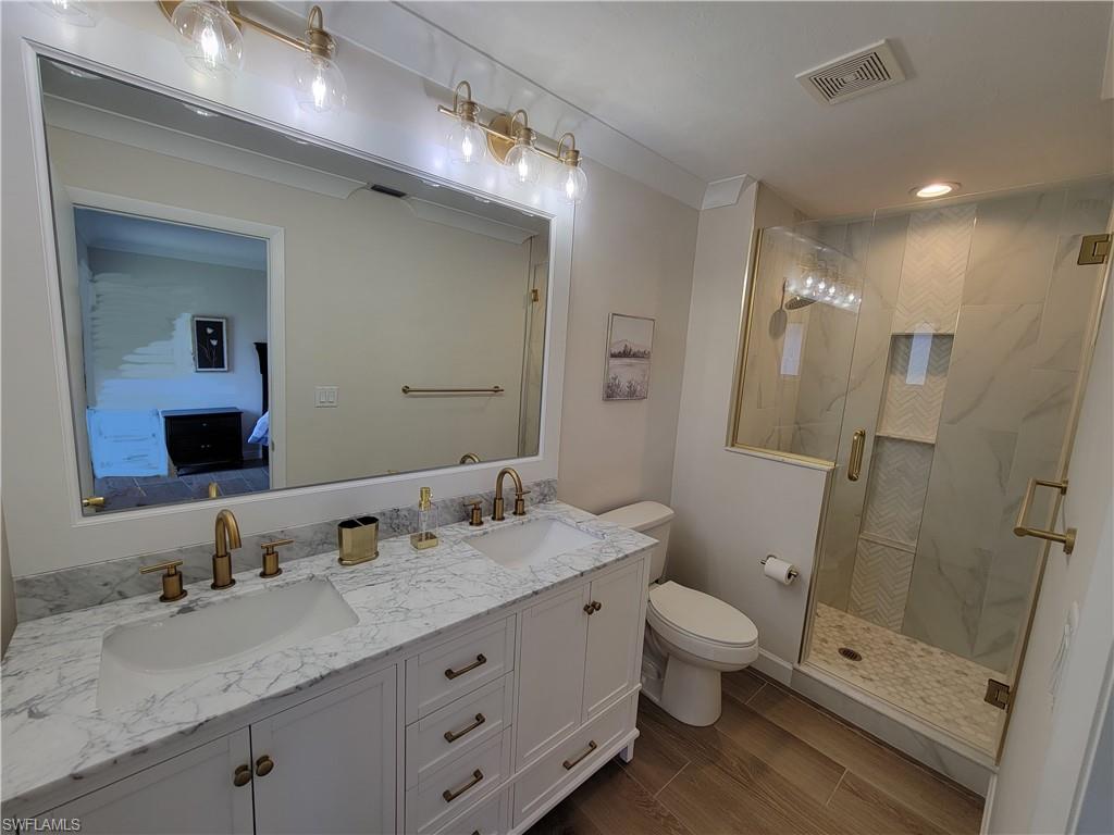 809 Palm View DR 8