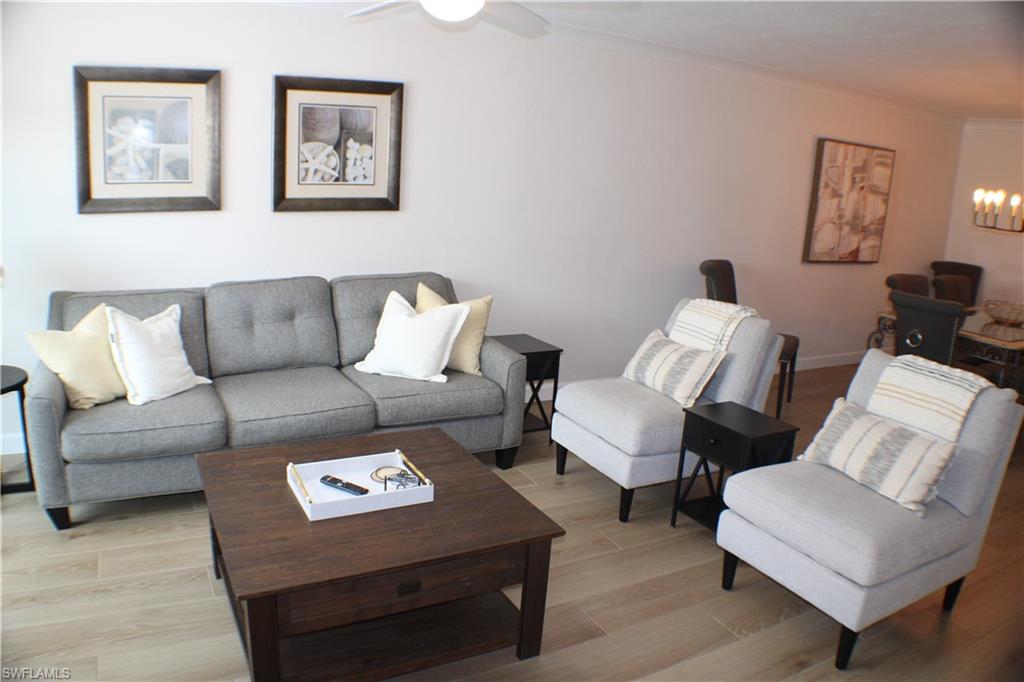 809 Palm View DR 8