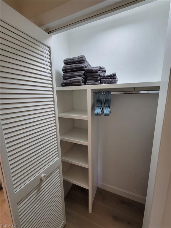 809 Palm View DR 8