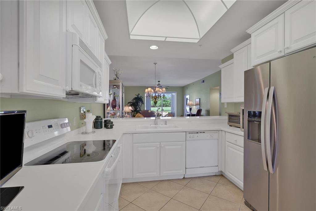3850 Sawgrass WAY 2715