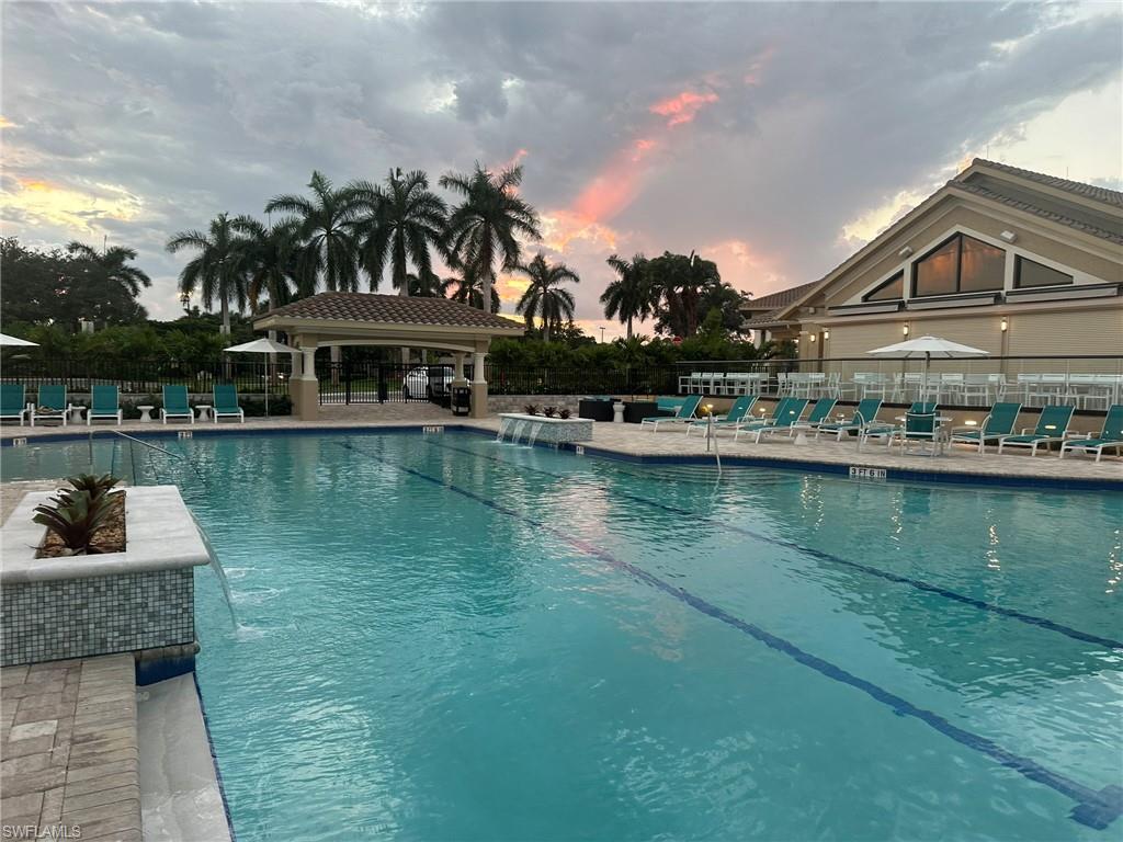 3850 Sawgrass WAY 2715