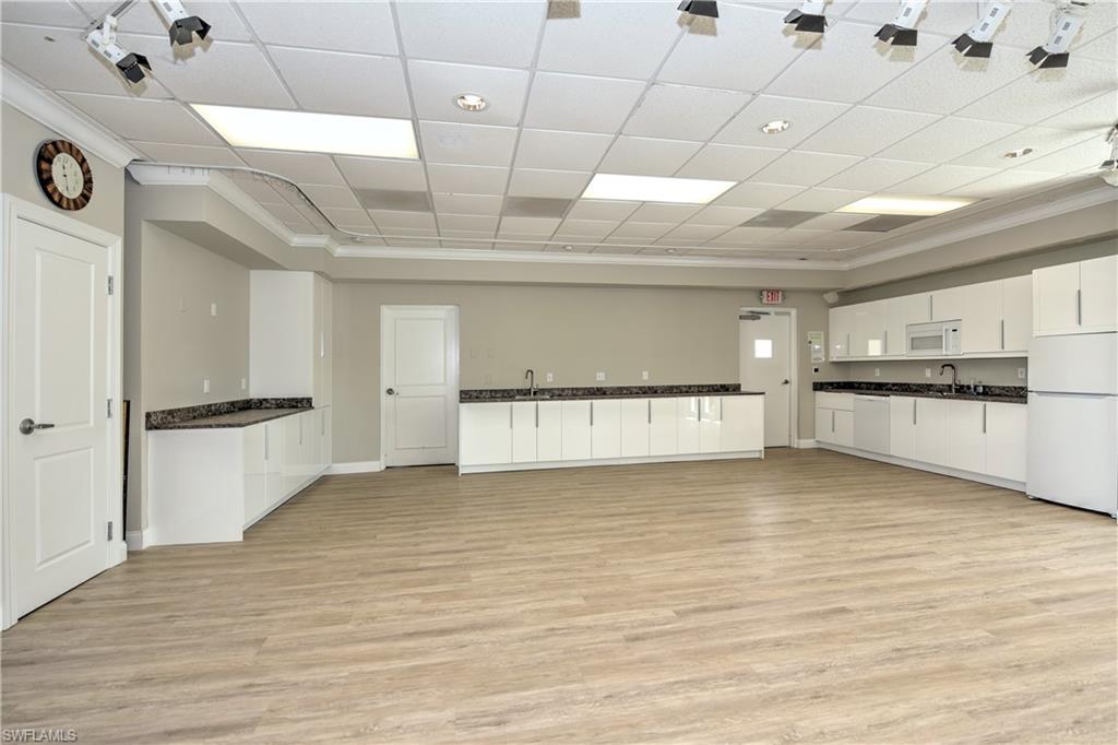 490 Broad AVE S H490