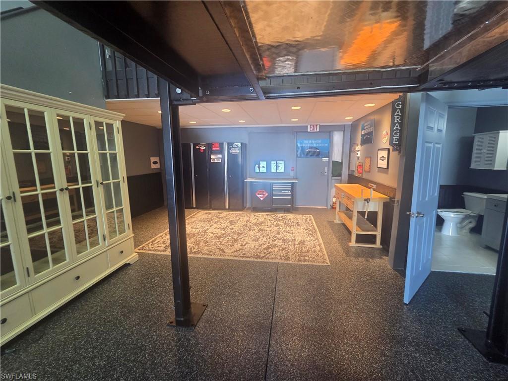 4595 Progress AVE 4