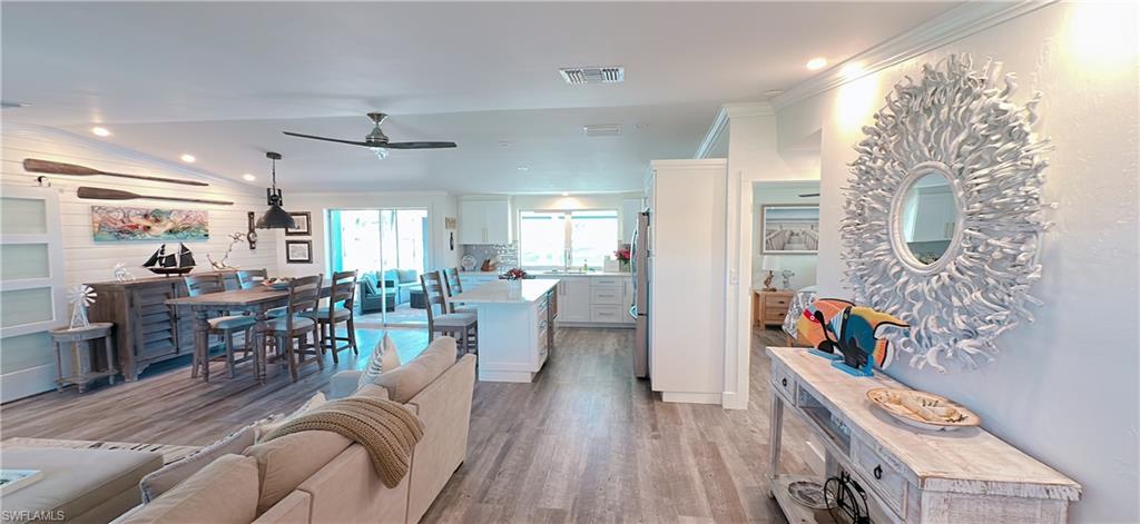 11 Palmview BLVD