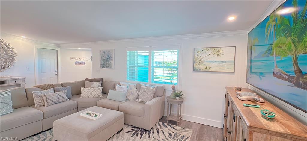 11 Palmview BLVD