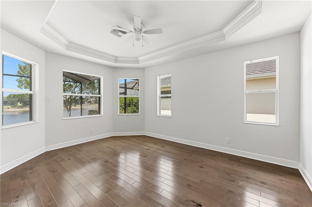 8957 Mustique LN