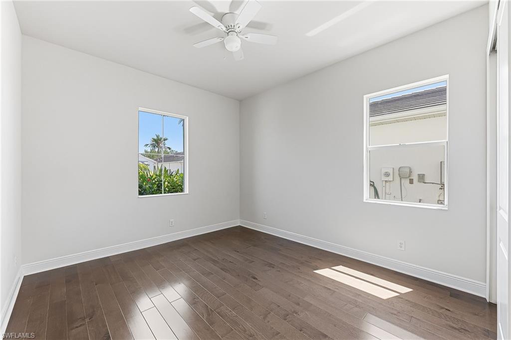 8957 Mustique LN