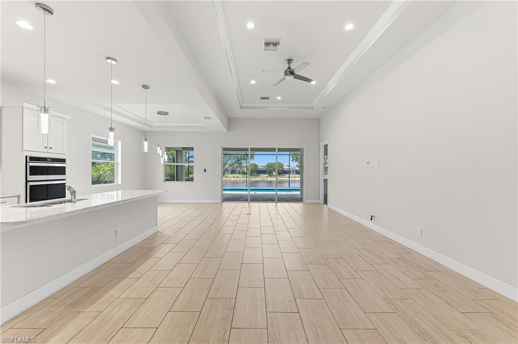 8957 Mustique LN
