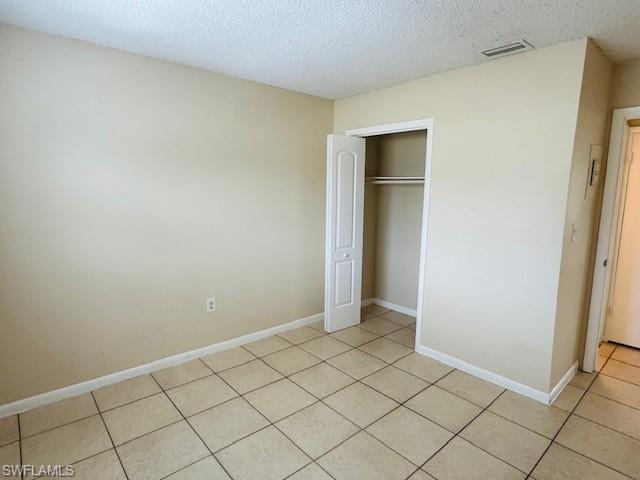 3325 Airport RD N T7