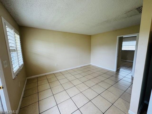 3325 Airport RD N T7