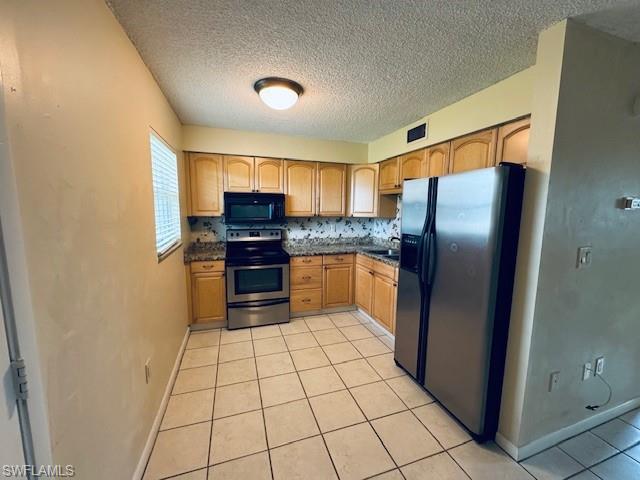 3325 Airport RD N L3