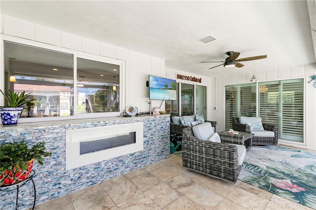 1784 Wavecrest CT
