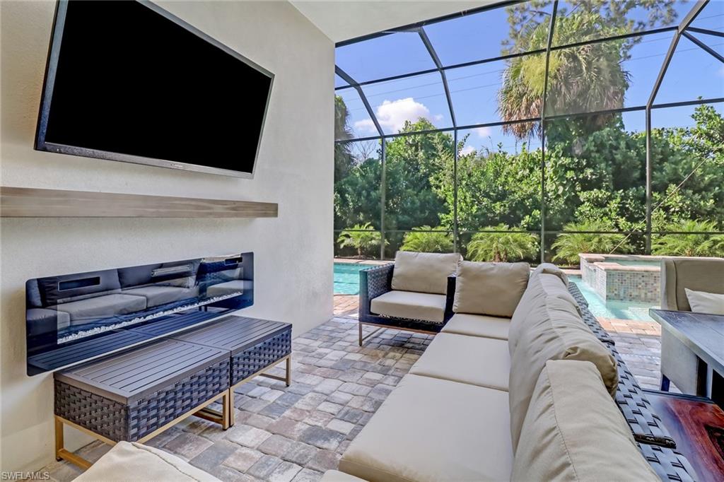 2875 Coco Lakes DR