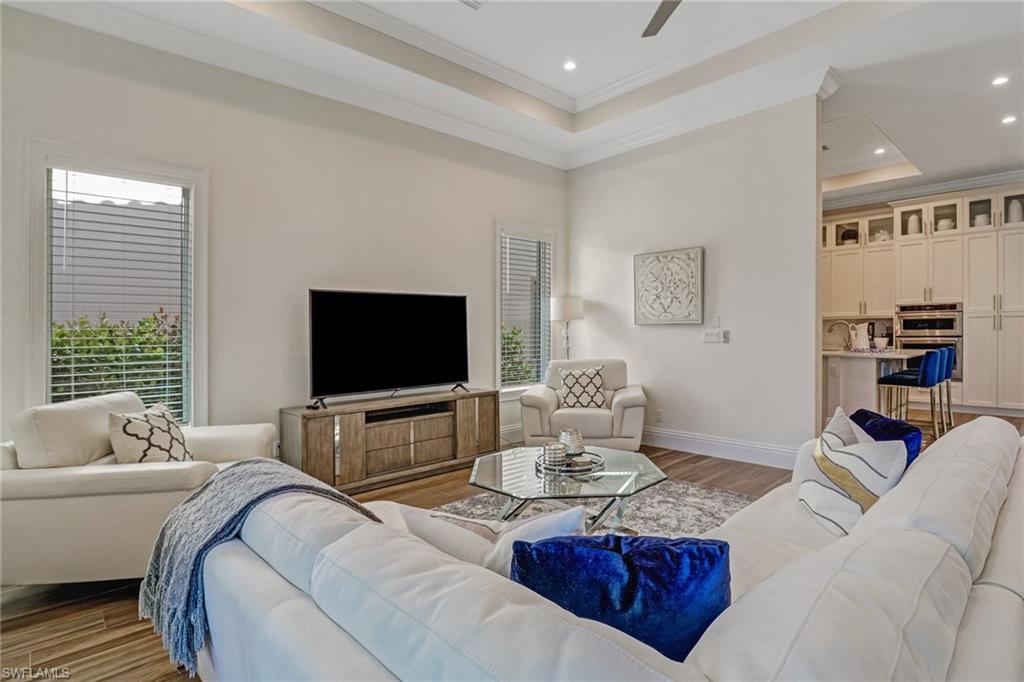 2875 Coco Lakes DR