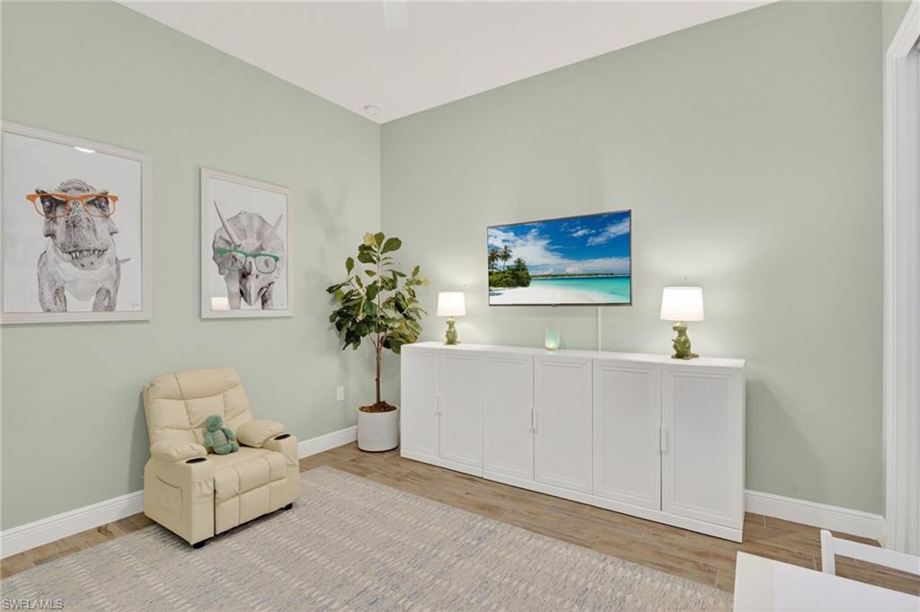 3821 Helmsman DR