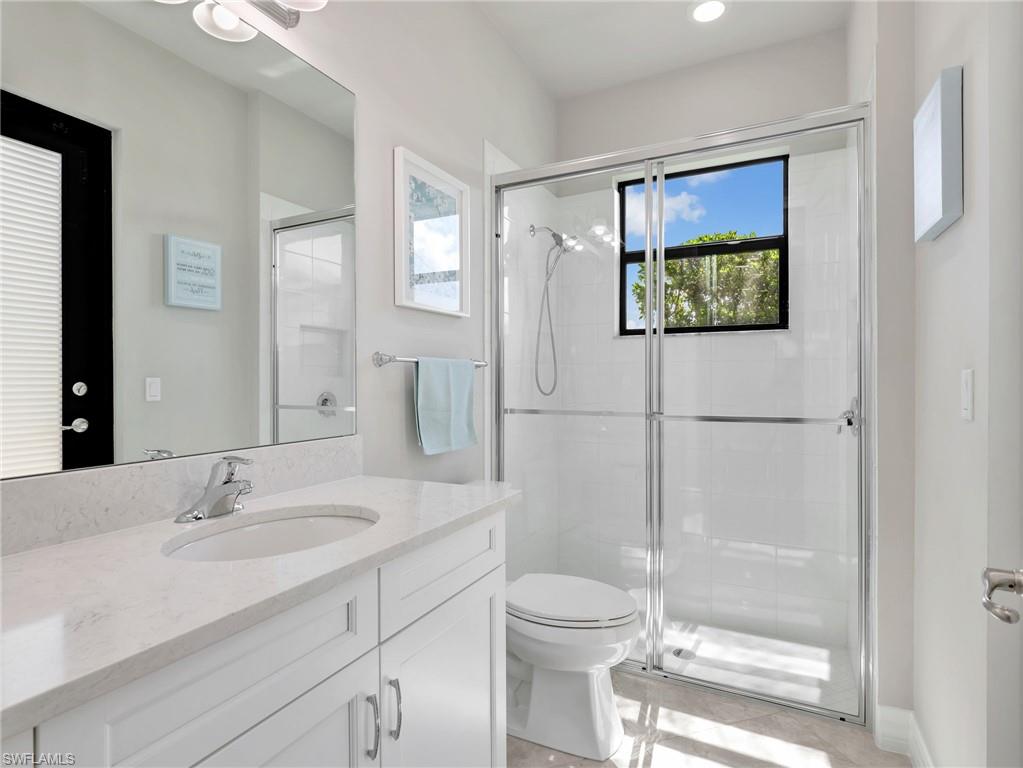 4716 Kensington CIR