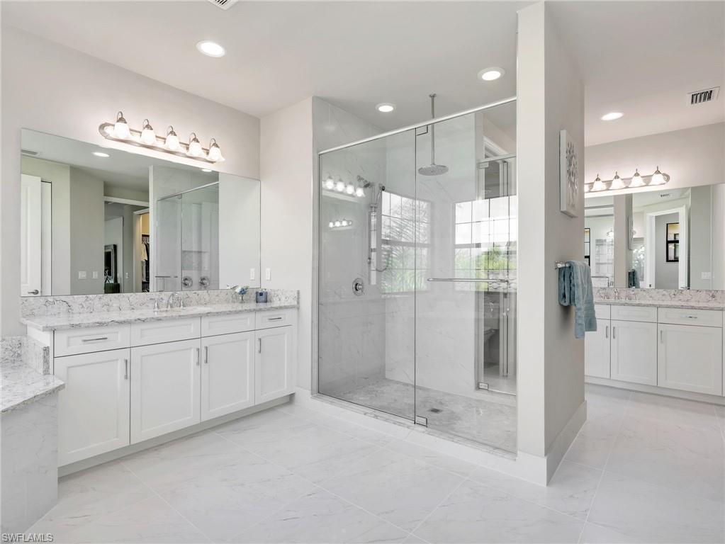 4716 Kensington CIR
