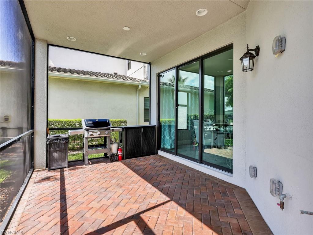 4716 Kensington CIR