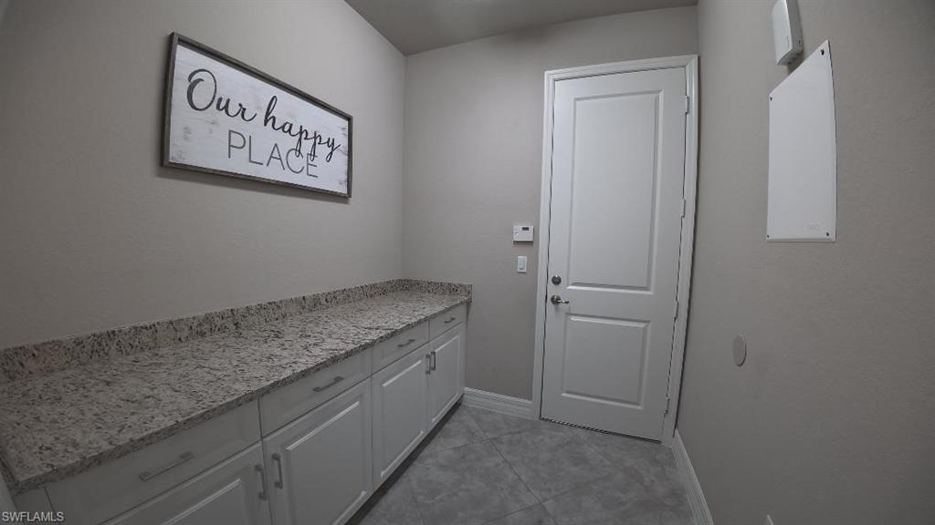 4716 Kensington CIR