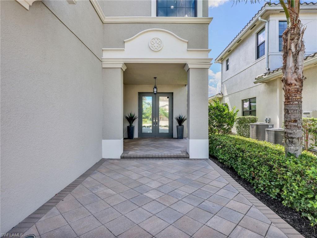 4716 Kensington CIR