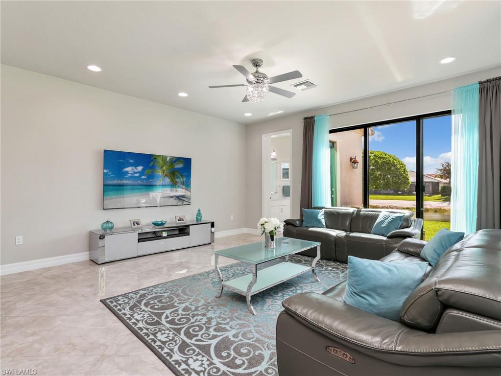 4716 Kensington CIR