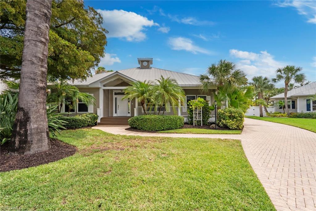 15555 Caloosa Creek CIR