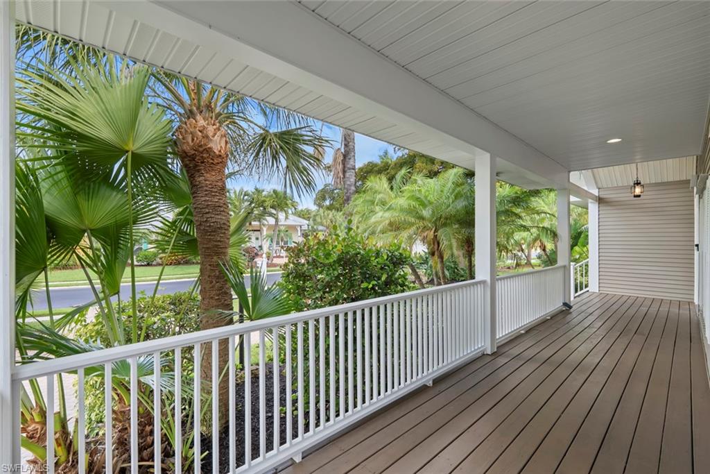 15555 Caloosa Creek CIR