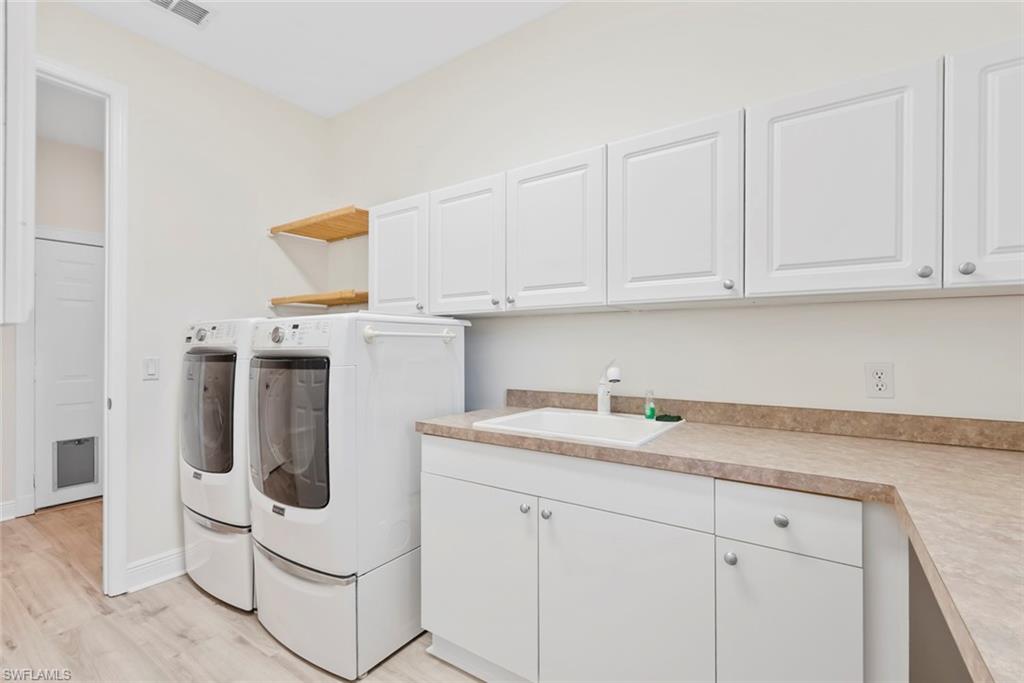 15555 Caloosa Creek CIR