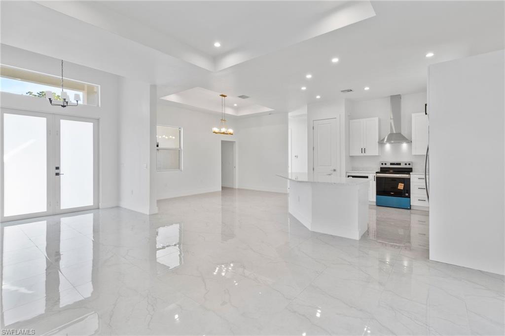 1081 Desoto BLVD S