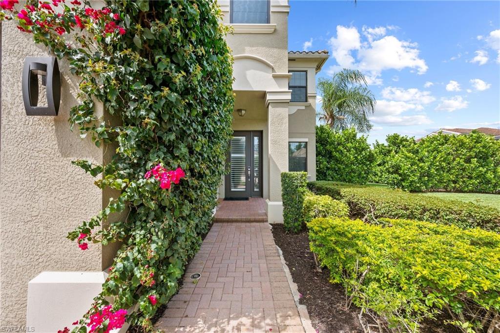3551 Beaufort CT