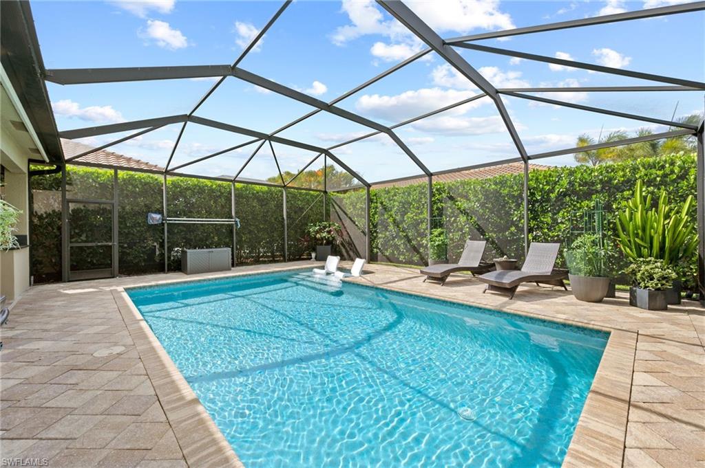 3551 Beaufort CT
