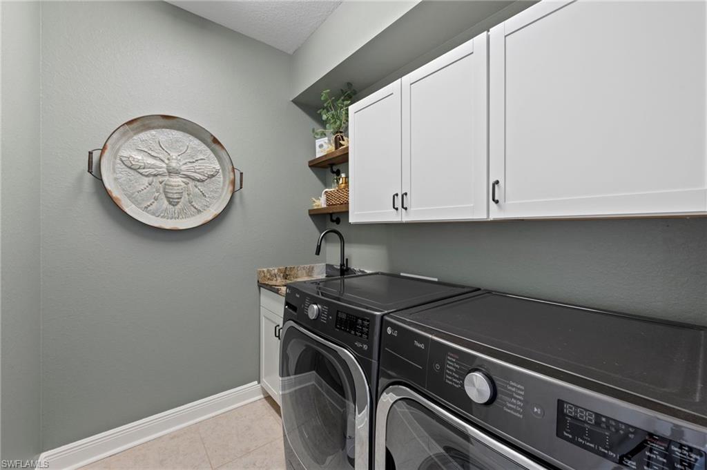 3551 Beaufort CT