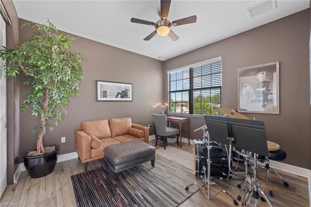 3551 Beaufort CT