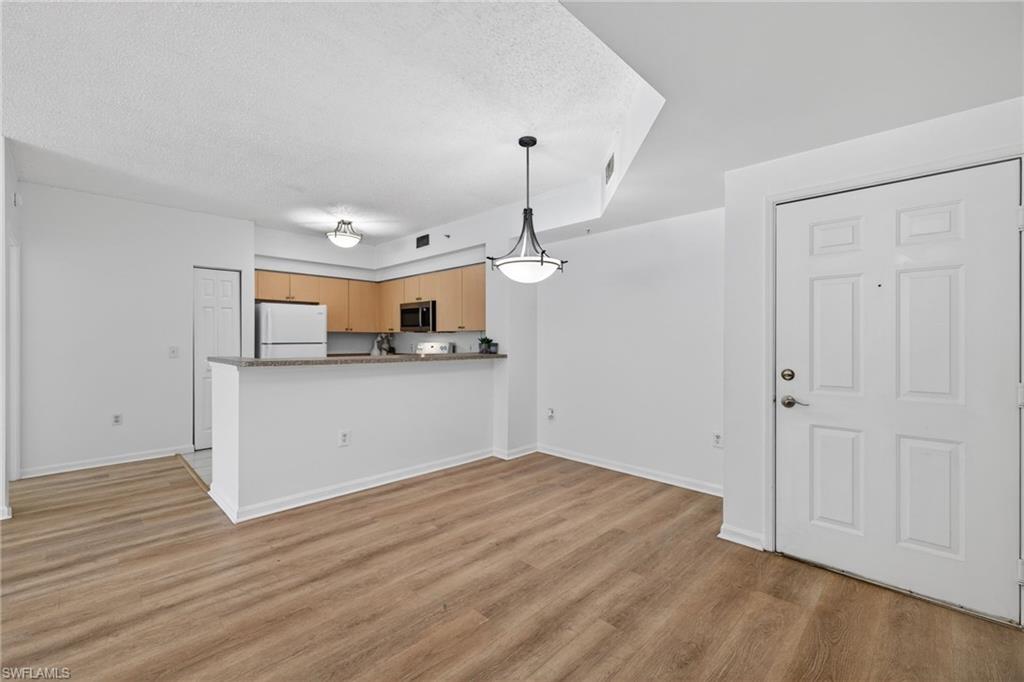 1200 Reserve WAY 105