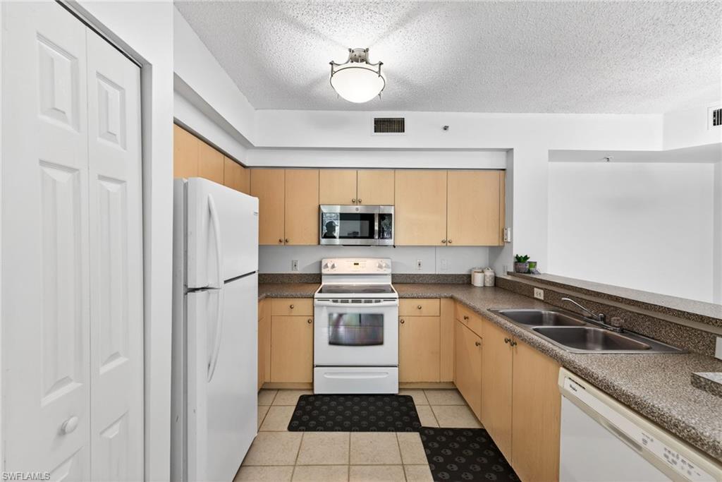 1200 Reserve WAY 105