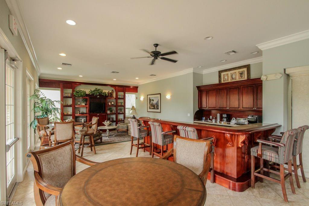 1810 Florida Club CIR 1204
