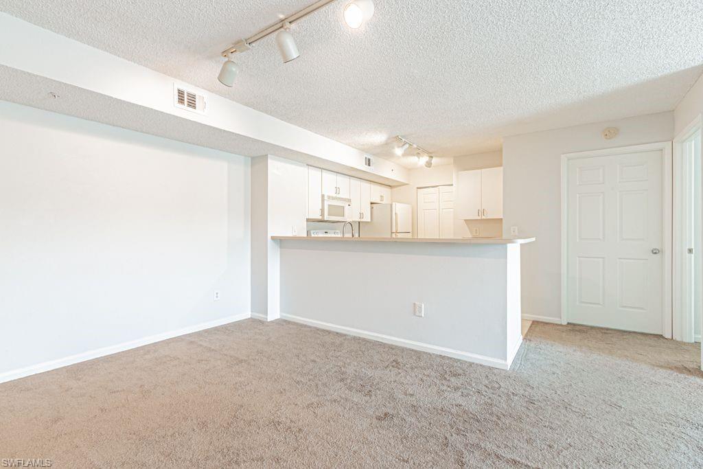 1810 Florida Club CIR 1204