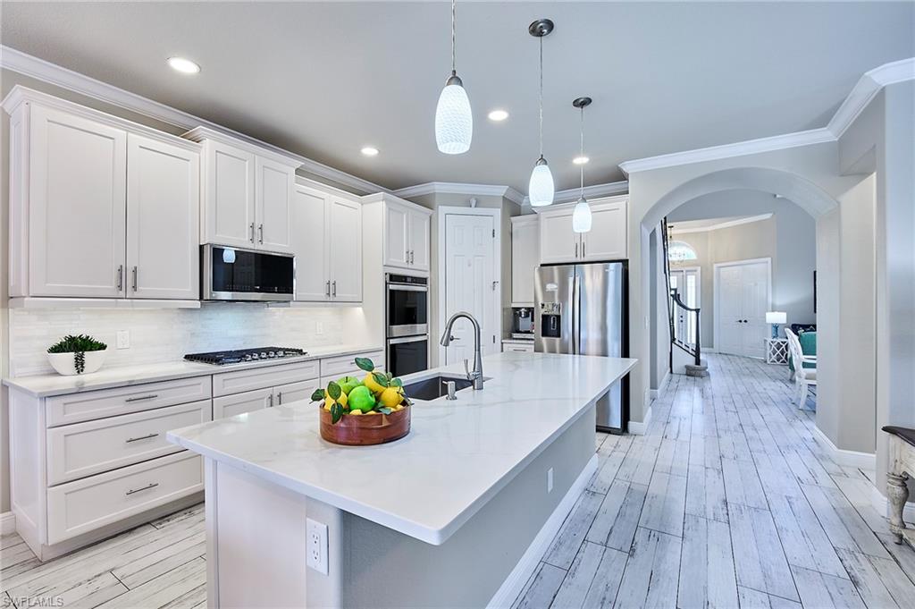 12702 Aviano DR