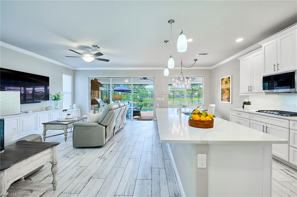12702 Aviano DR