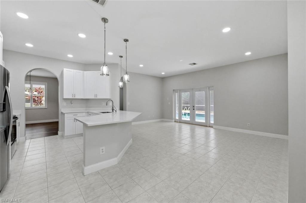 11528 Woodmount LN