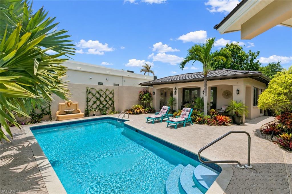 622 Bimini AVE