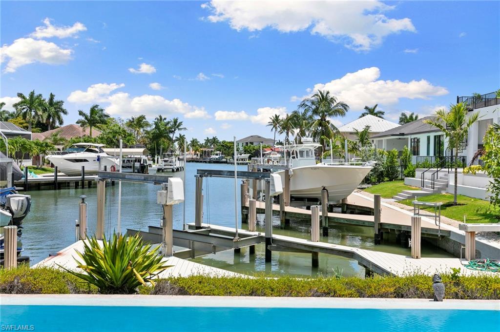 622 Bimini AVE