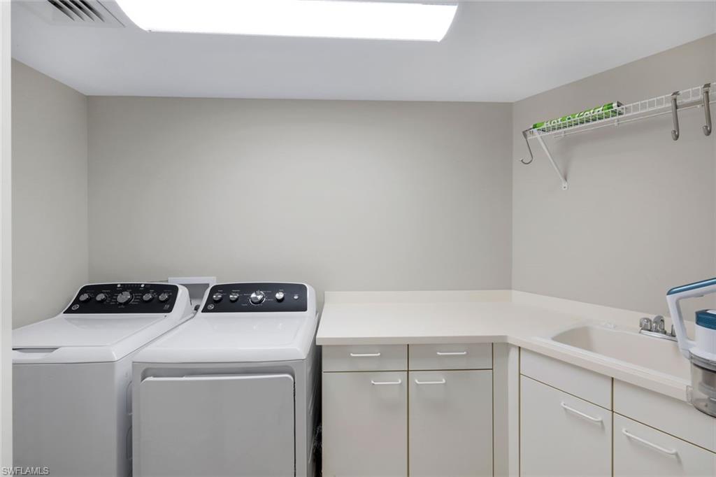 980 Cape Marco DR 1602