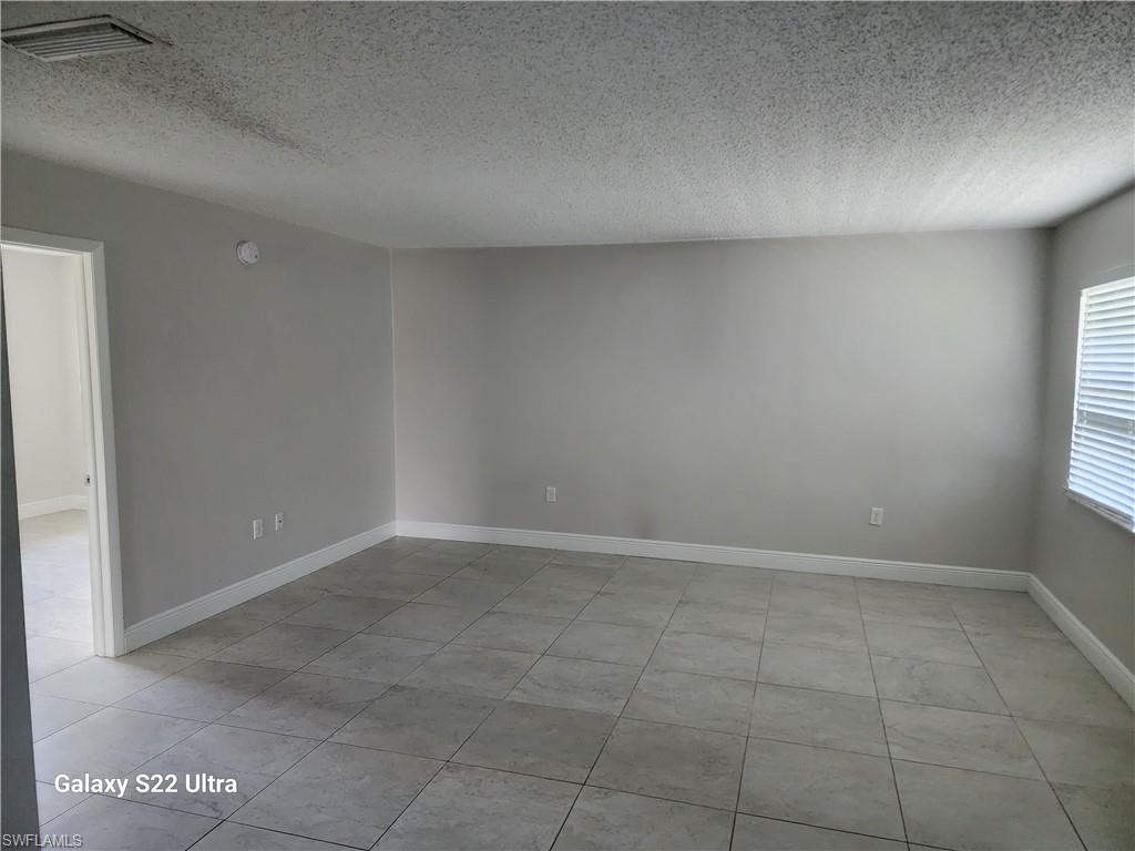3325 Airport RD N N8
