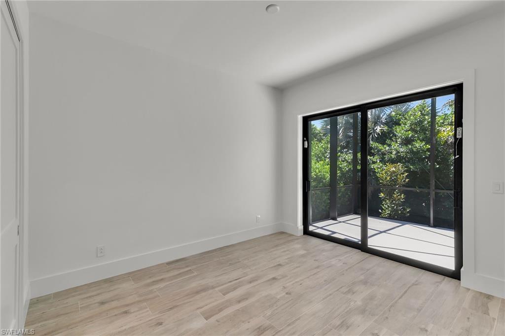 60 Tahiti RD