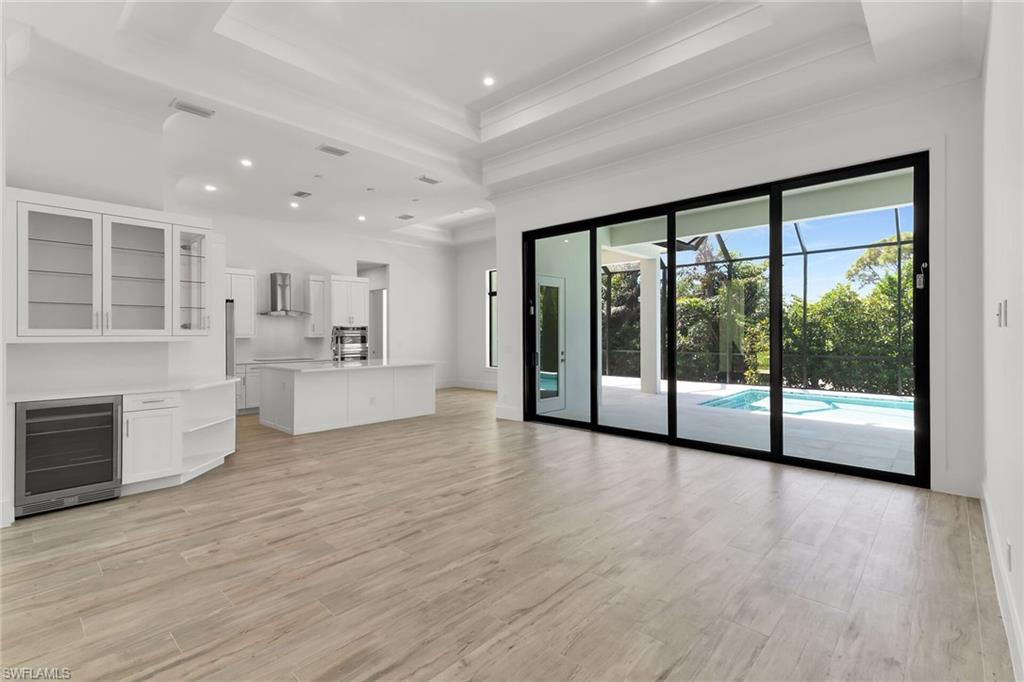 60 Tahiti RD