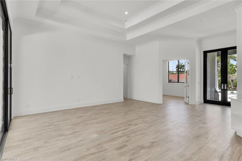 60 Tahiti RD