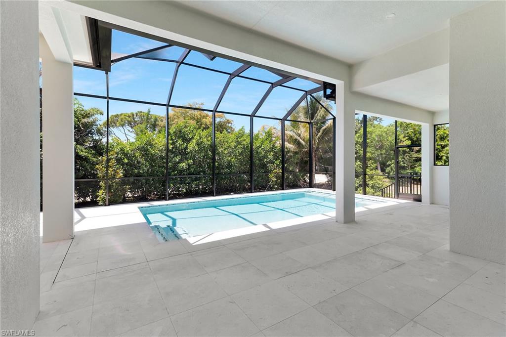 60 Tahiti RD